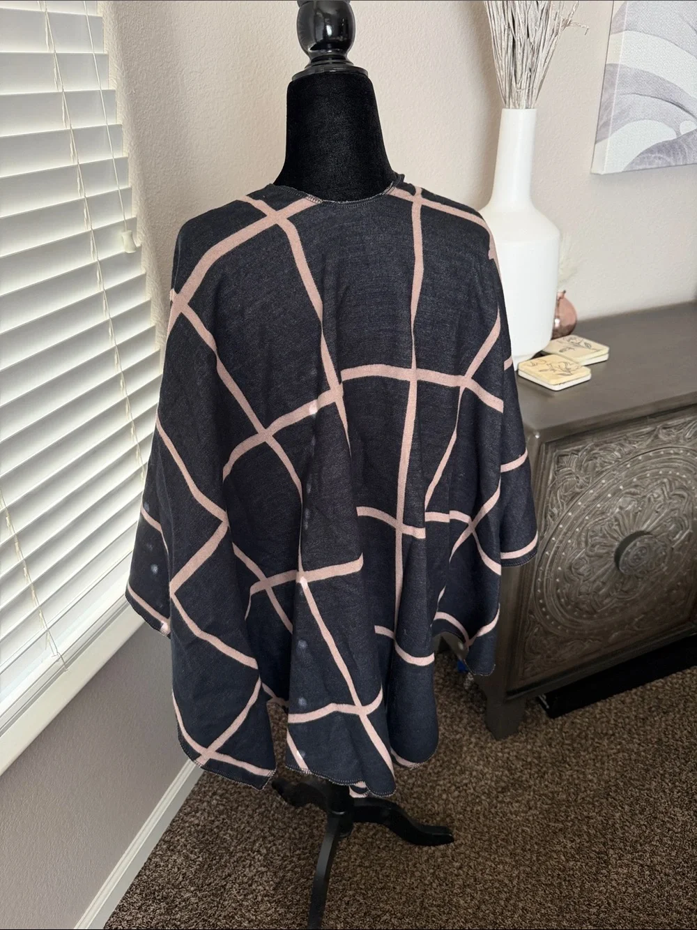 Reversible Women’s Wrap Black & Tan